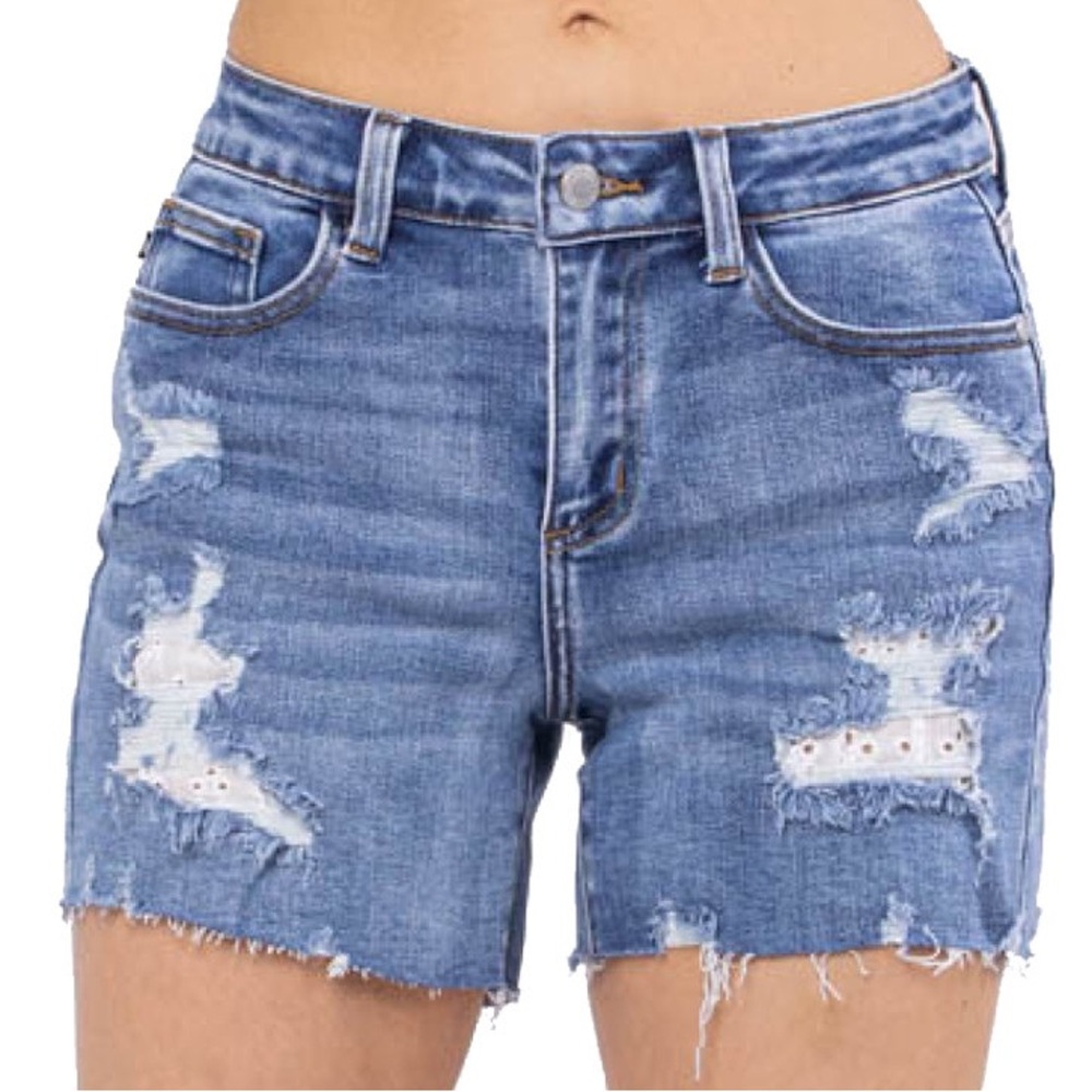 Judy Blue Distressed Eyelet Lace Patched Denim Jean‎ Plus Size Shorts